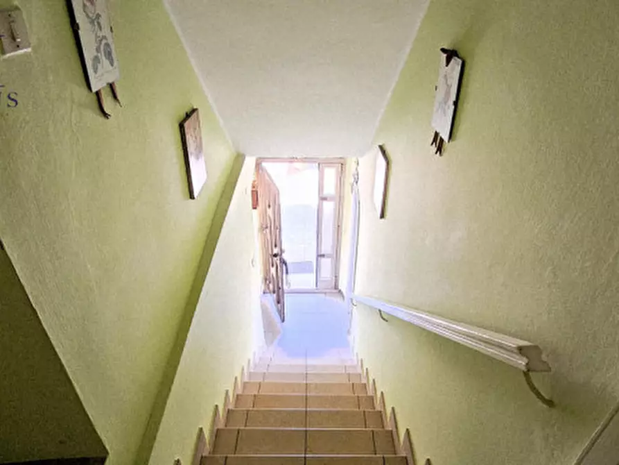 Immagine 24 di Casa indipendente in vendita  a Fano