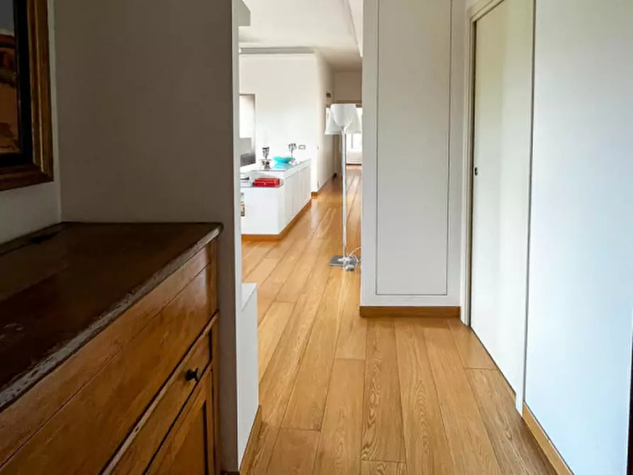 Immagine 13 di Casa indipendente in vendita  in Via Vignola a Monte Porzio Catone