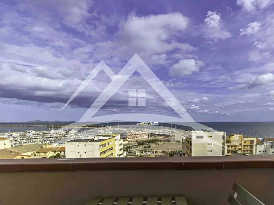 Immagine 1 di Appartamento in vendita  in Via Sebastiano Satta, 2 a Porto Torres