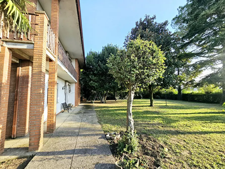 Immagine 6 di Casa indipendente in vendita  in via arzarini a Villa Estense