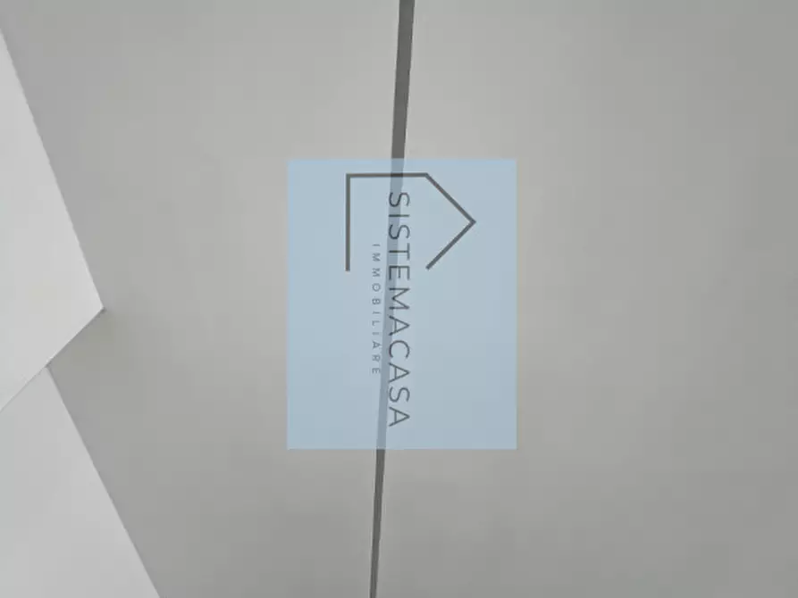 Immagine 8 di Appartamento in vendita  in Viale Alfredo Oriani a Cervia