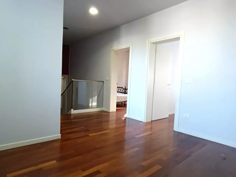 Immagine 41 di Villa in vendita  a Camponogara