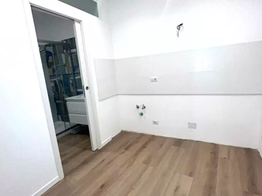 Immagine 9 di Appartamento in vendita  in Via Francesco Crispi a Roma