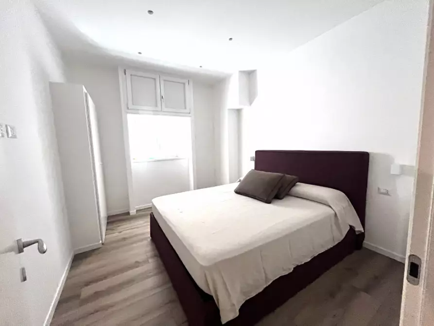 Immagine 12 di Appartamento in vendita  in Via Francesco Crispi a Roma