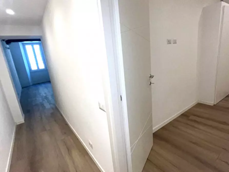 Immagine 17 di Appartamento in vendita  in Via Francesco Crispi a Roma