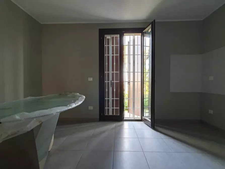 Immagine 9 di Villetta a schiera in vendita  in VIA VILLANOVA a San Felice Sul Panaro