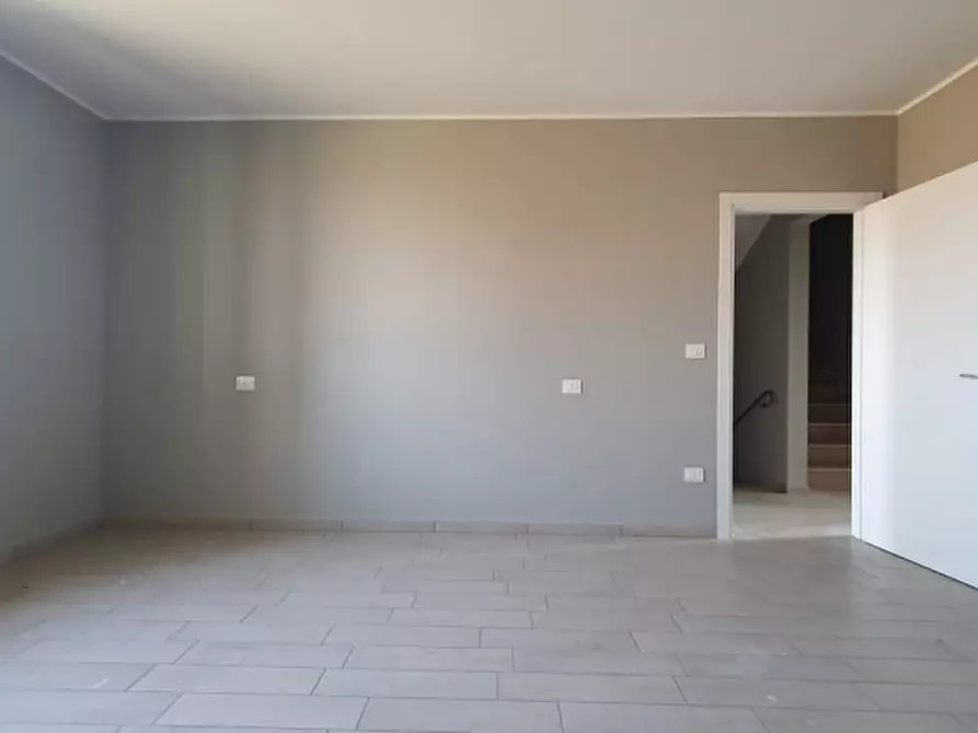 Immagine 41 di Villetta a schiera in vendita  in VIA VILLANOVA a San Felice Sul Panaro