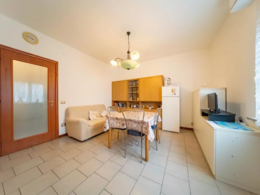 Immagine 5 di Appartamento in affitto  in Via Mario Malvisi a Parma