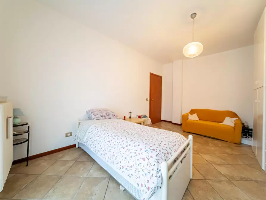 Immagine 6 di Appartamento in affitto  in Via Mario Malvisi a Parma