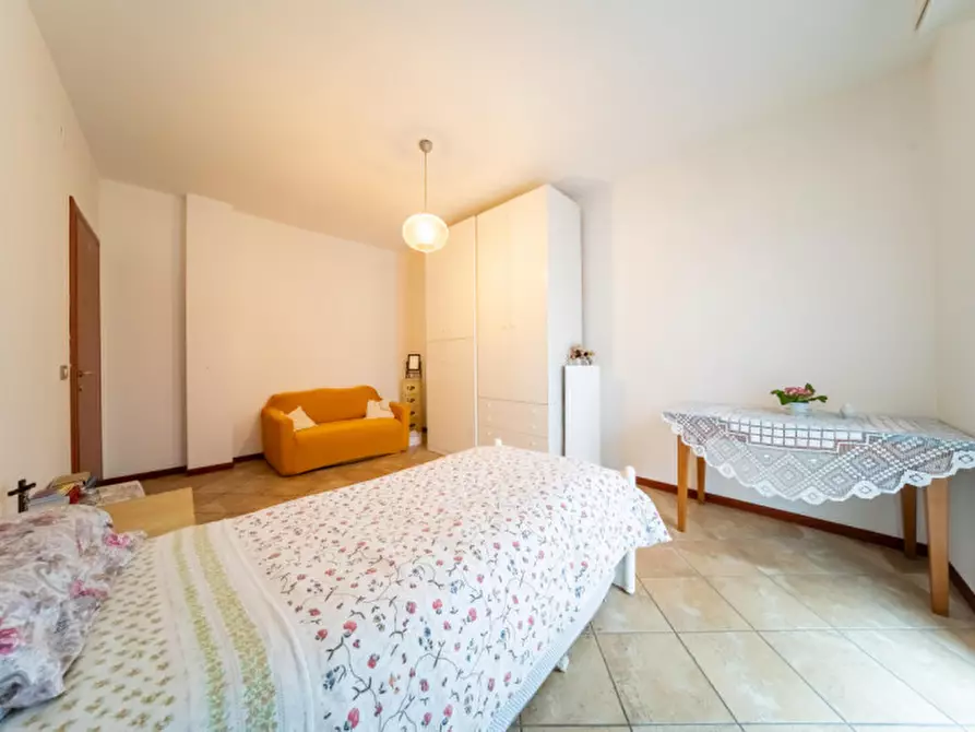 Immagine 7 di Appartamento in affitto  in Via Mario Malvisi a Parma