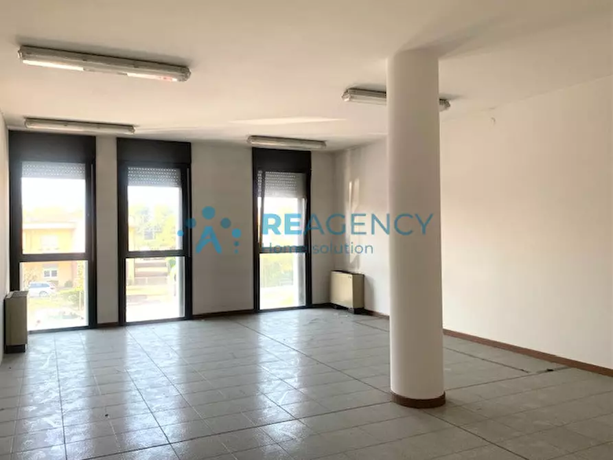 Immagine 6 di Ufficio in vendita  a Altavilla Vicentina