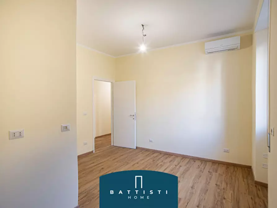 Immagine 4 di Appartamento in vendita  in Via Ferrante Ruiz a Roma