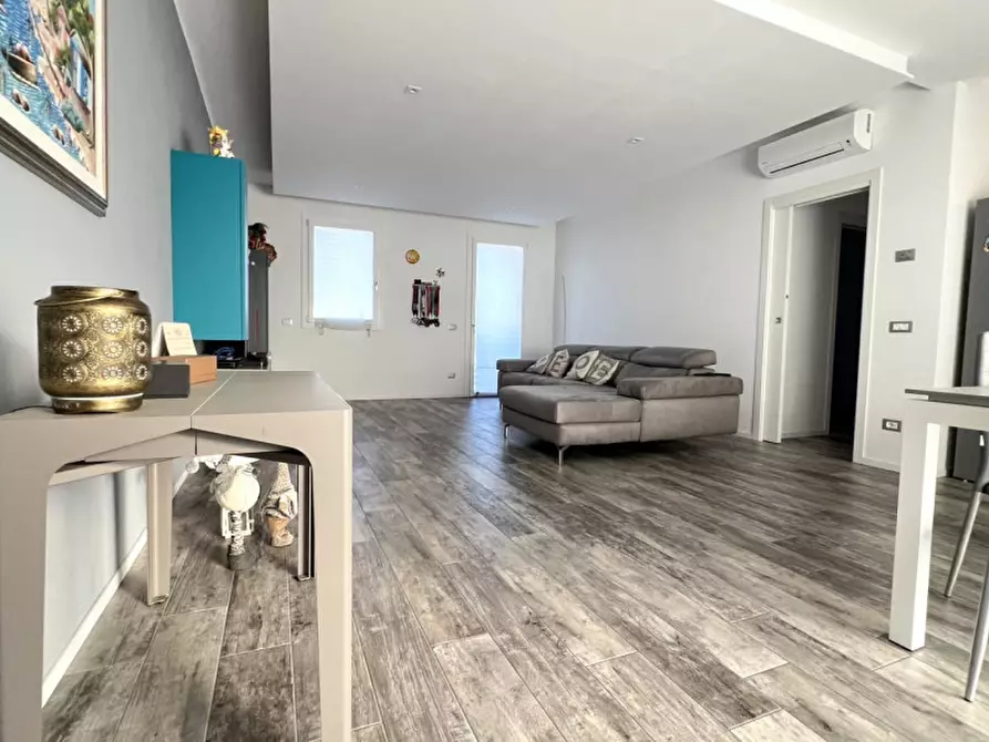 Immagine 1 di Attico in vendita  in via fausto rossi 29 a Limena