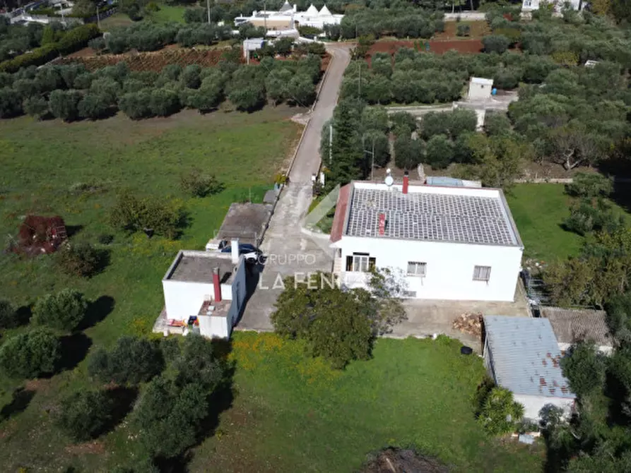 Immagine 2 di Villa in vendita  in strada Pilozzo a Martina Franca