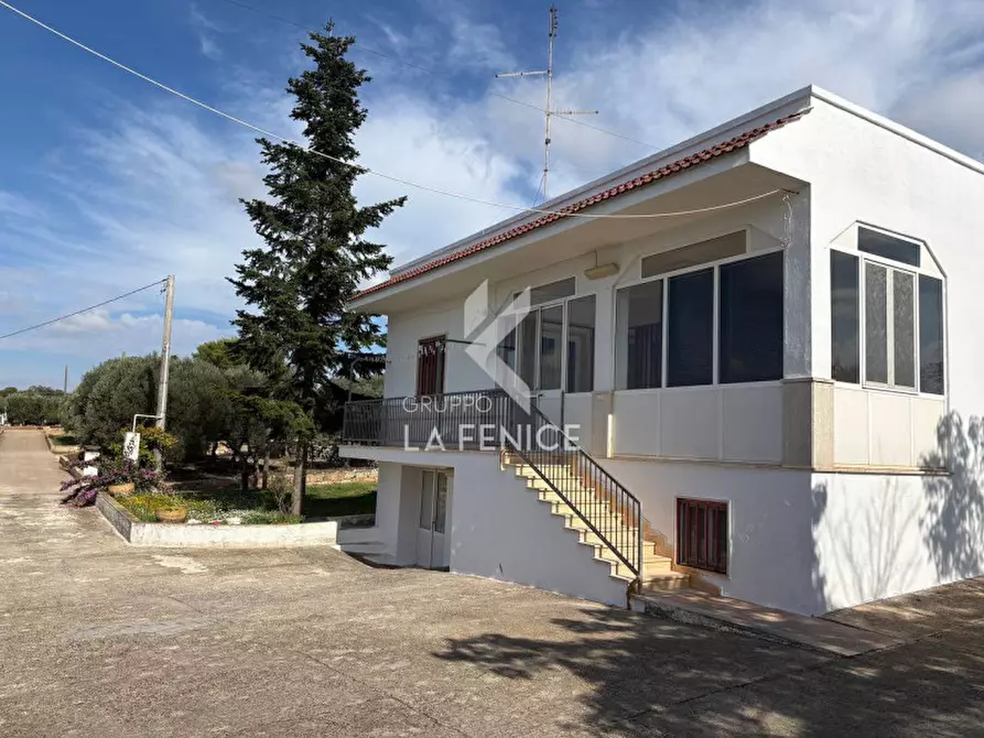Immagine 7 di Villa in vendita  in strada Pilozzo a Martina Franca