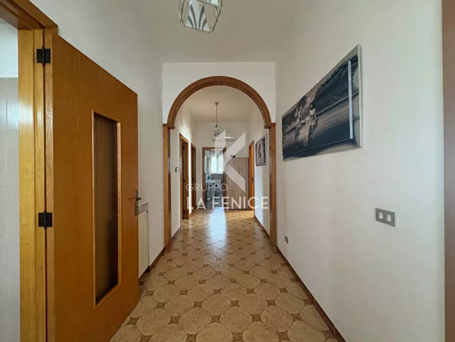 Immagine 18 di Villa in vendita  in strada Pilozzo a Martina Franca