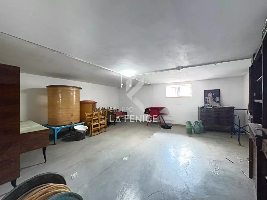 Immagine 26 di Villa in vendita  in strada Pilozzo a Martina Franca