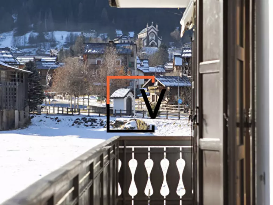 Immagine 8 di Appartamento in vendita  in Via Veneto a Falcade