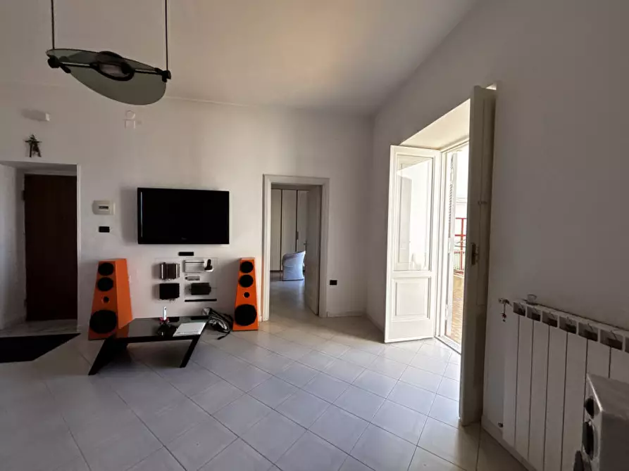 Immagine 3 di Appartamento in vendita  in via nazionale n°361 a Torre Del Greco