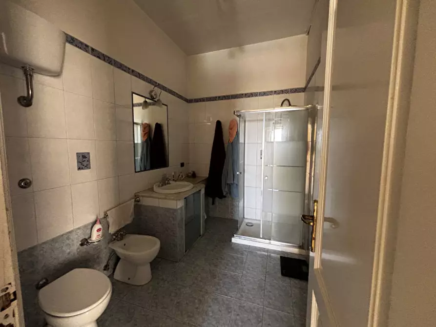 Immagine 9 di Appartamento in vendita  in via nazionale n°361 a Torre Del Greco