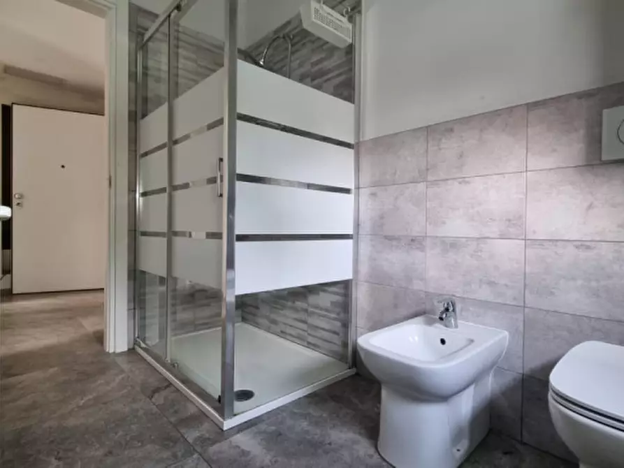 Immagine 13 di Appartamento in vendita  in Via Gaiovalerio Catullo a Carpi