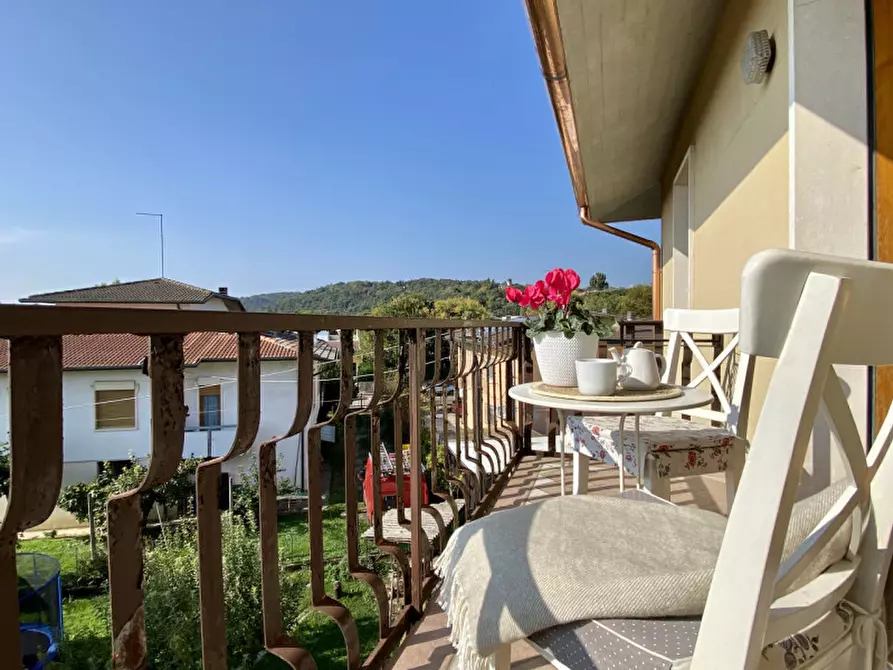 Immagine 7 di Appartamento in vendita  in Via Alessandro Manzoni, 10 a Costabissara