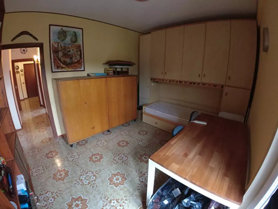 Immagine 5 di Appartamento in vendita  in via felice a Palermo