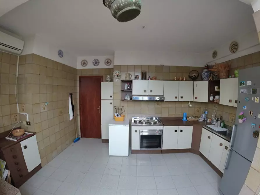 Immagine 19 di Appartamento in vendita  in via felice a Palermo