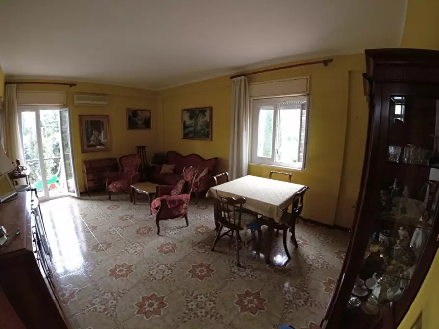 Immagine 21 di Appartamento in vendita  in via felice a Palermo