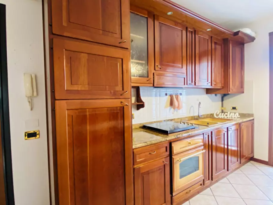 Immagine 8 di Appartamento in vendita  in Via De Rossignoli  19 a Camposampiero