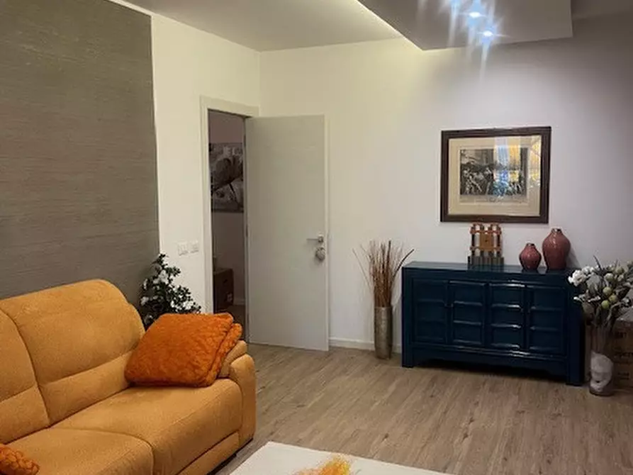 Immagine 2 di Appartamento in vendita  in Via Isola di Torre a Padova