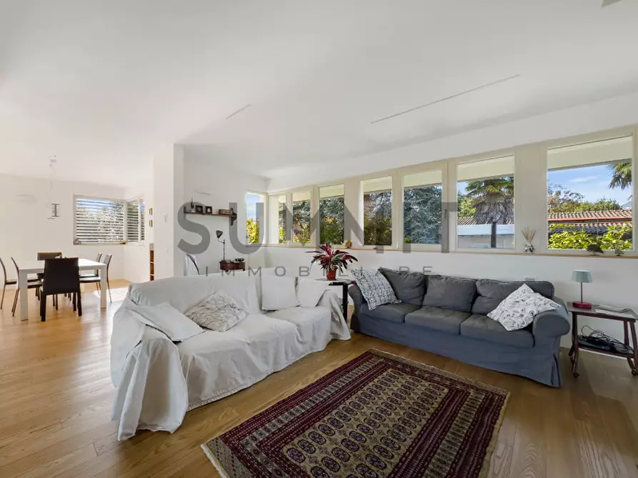 Immagine 11 di Villa in vendita  in Via Pista dei Veneti a Schio