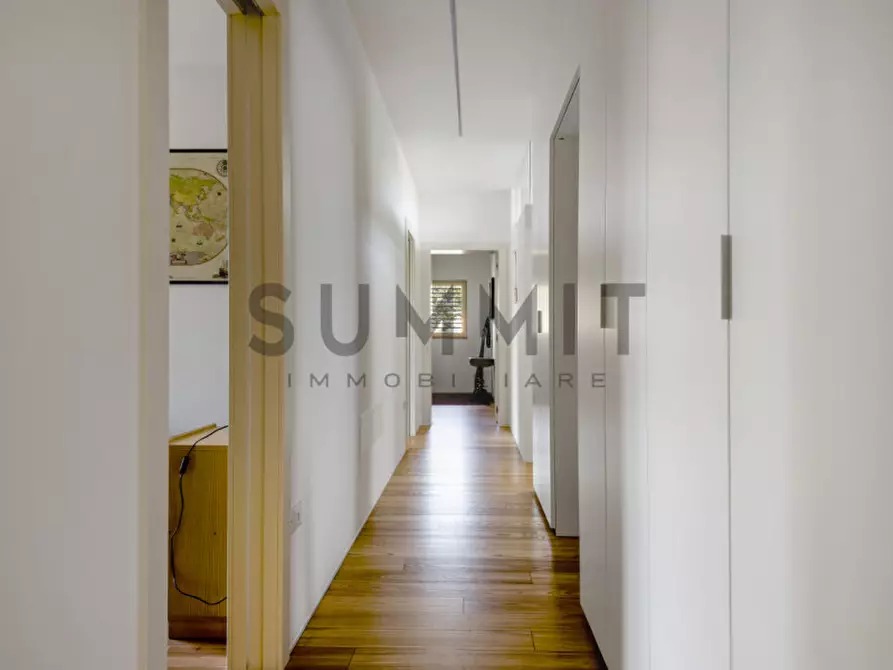 Immagine 16 di Villa in vendita  in Via Pista dei Veneti a Schio