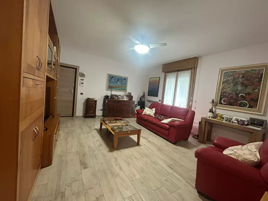 Immagine 2 di Appartamento in vendita  in Via Venezia a Sorbolo Mezzani