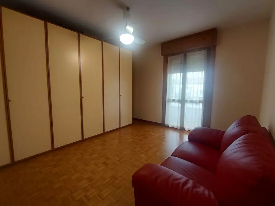 Immagine 21 di Appartamento in vendita  in Via Venezia a Sorbolo Mezzani