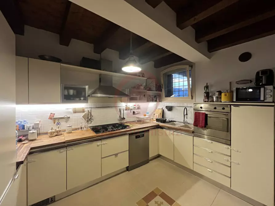 Immagine 3 di Rustico / casale in vendita  in Via Forno a Selvazzano Dentro