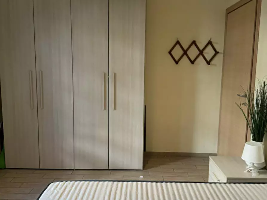 Immagine 8 di Appartamento in vendita  in Via Santena a Roma