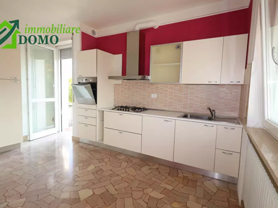 Immagine 5 di Appartamento in affitto  in via Borgosesia a Schio