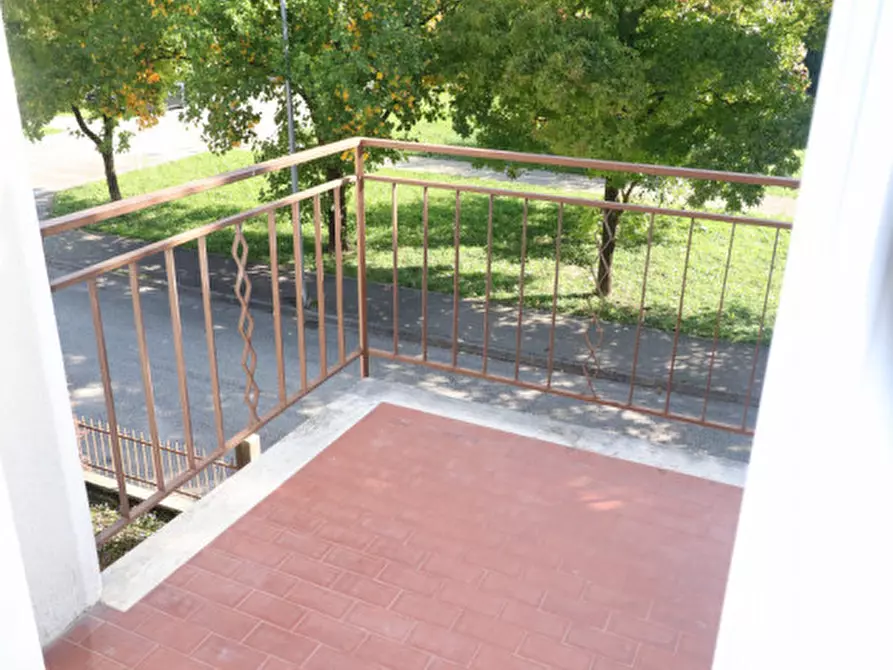 Immagine 7 di Appartamento in affitto  in via Borgosesia a Schio