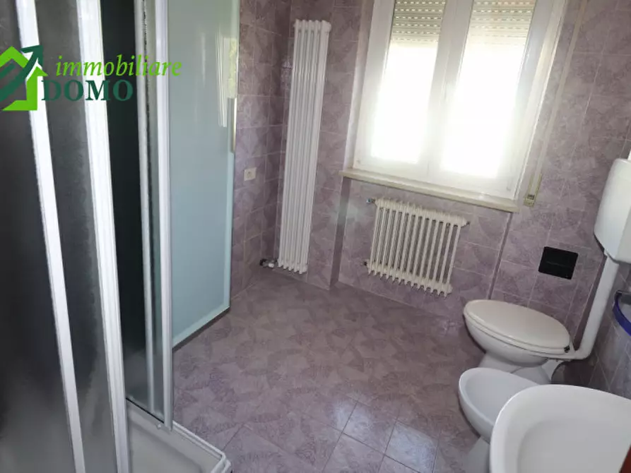 Immagine 13 di Appartamento in affitto  in via Borgosesia a Schio