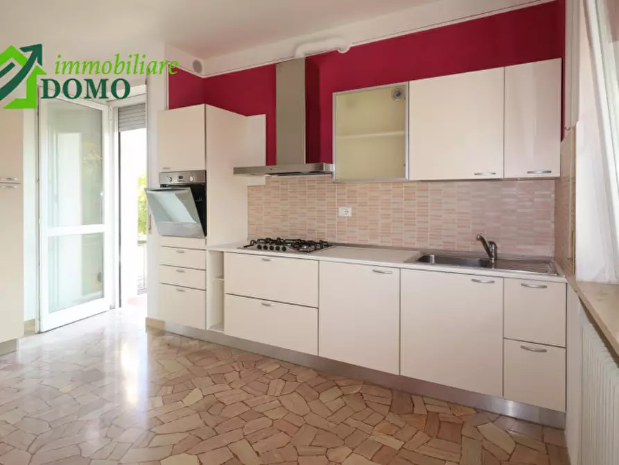 Immagine 19 di Appartamento in affitto  in via Borgosesia a Schio