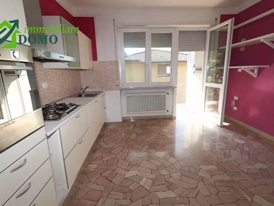 Immagine 21 di Appartamento in affitto  in via Borgosesia a Schio