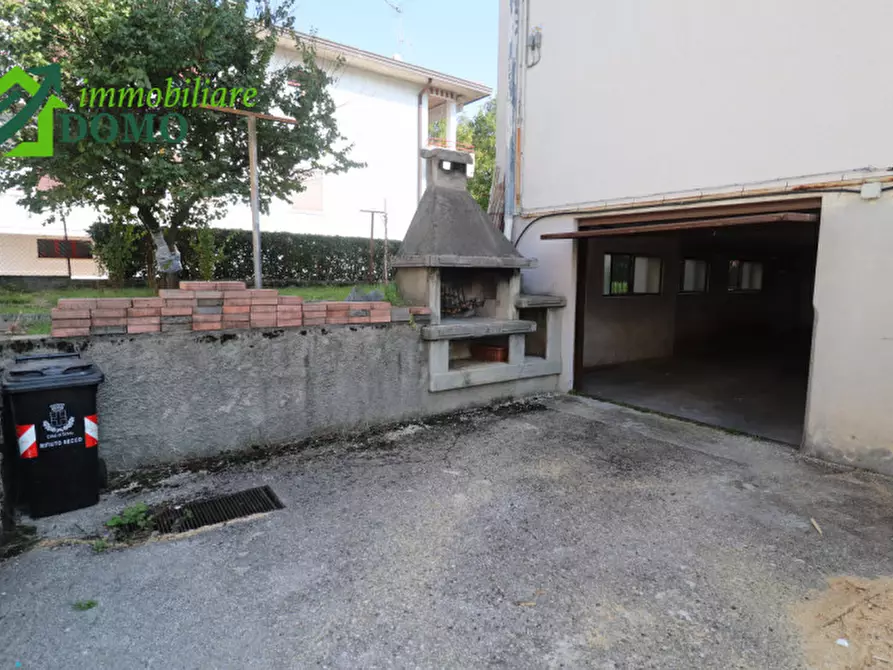 Immagine 27 di Appartamento in affitto  in via Borgosesia a Schio