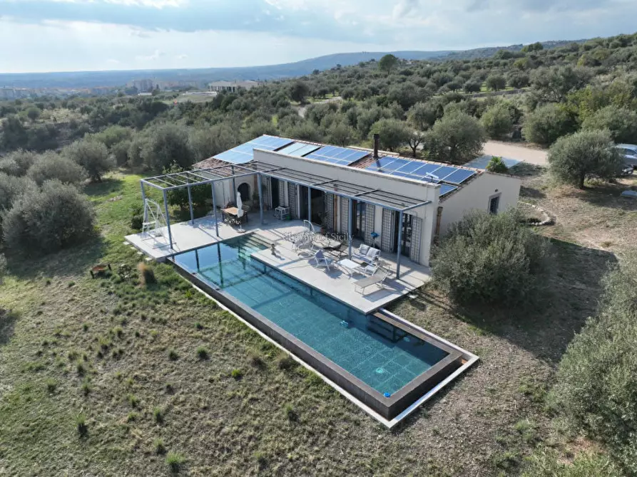 Immagine 4 di Villa in vendita  in SP 15 a Noto