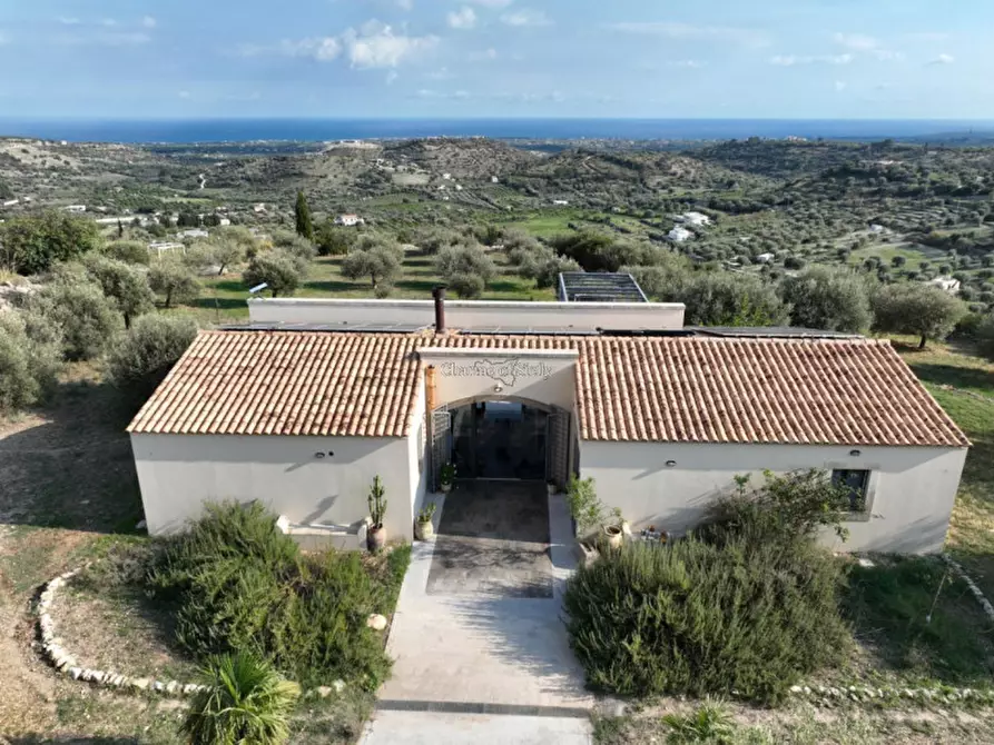 Immagine 6 di Villa in vendita  in SP 15 a Noto