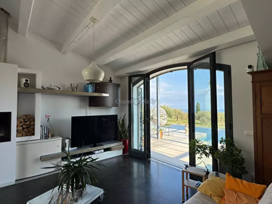 Immagine 10 di Villa in vendita  in SP 15 a Noto