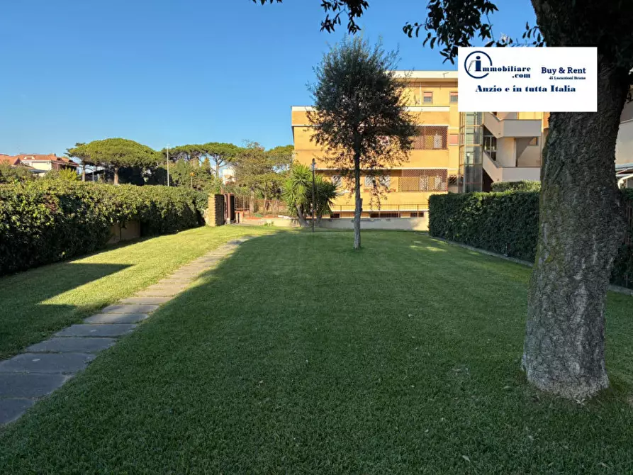 Immagine 1 di Appartamento in vendita  in Via del Teatro Romano a Anzio