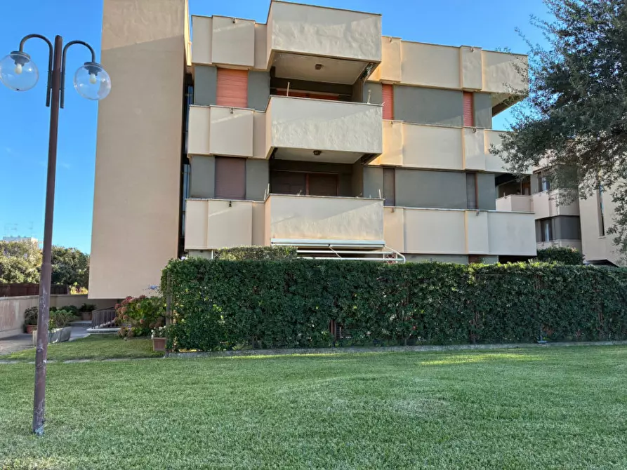 Immagine 7 di Appartamento in vendita  in Via del Teatro Romano a Anzio