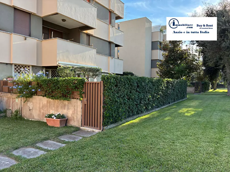 Immagine 9 di Appartamento in vendita  in Via del Teatro Romano a Anzio