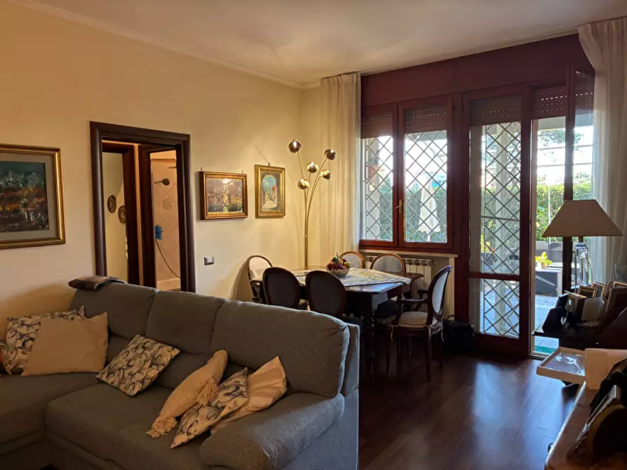 Immagine 17 di Appartamento in vendita  in Via del Teatro Romano a Anzio